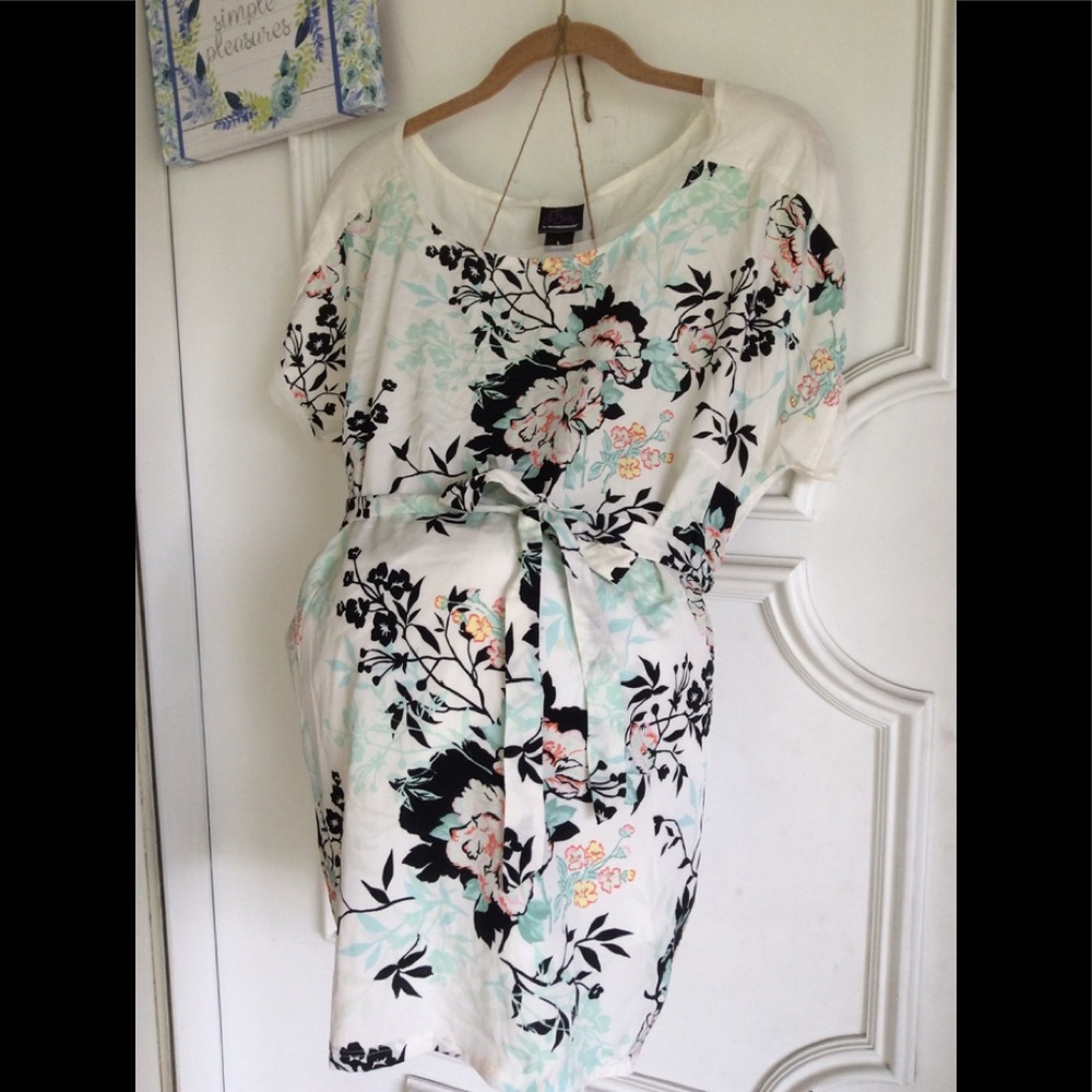 Motherhood maternity top Size L